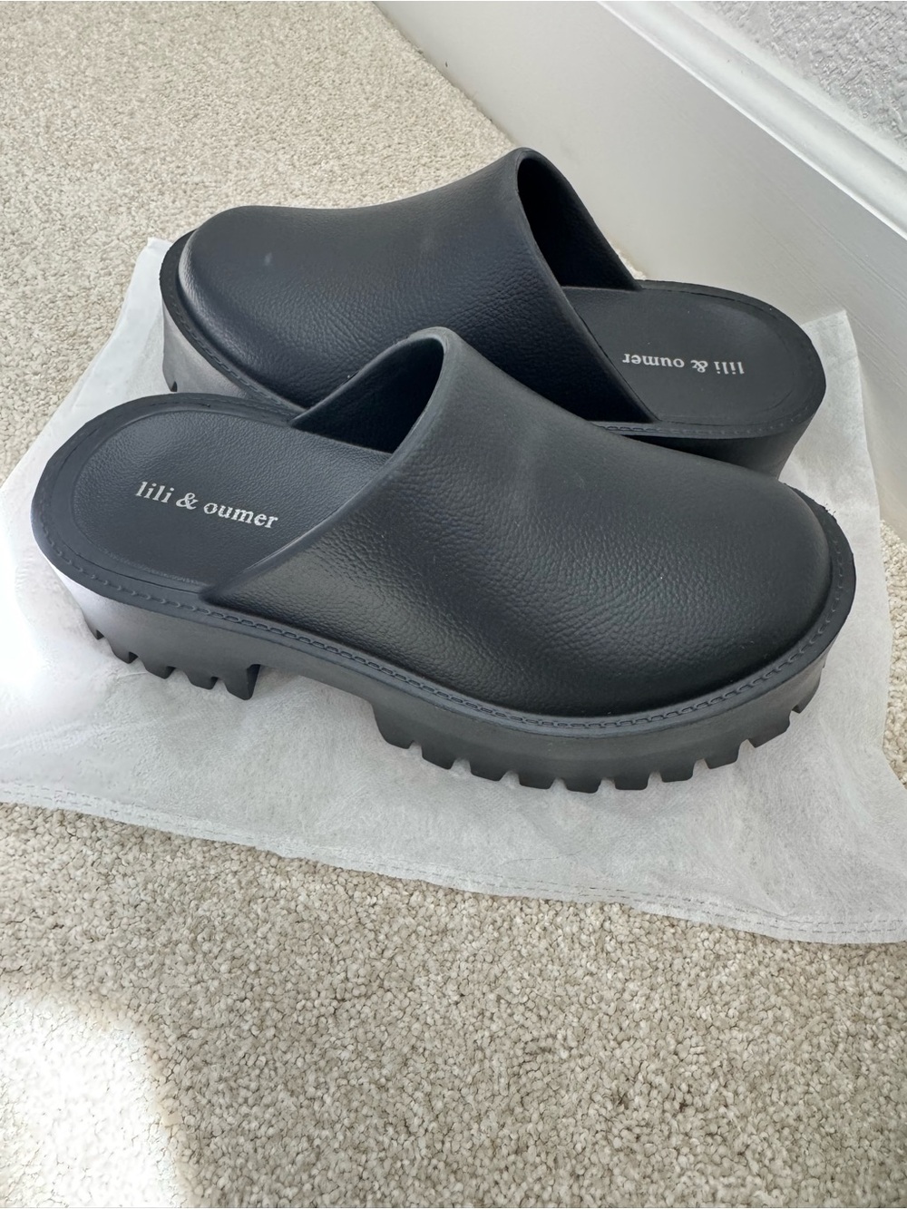 Lili & Oumer Black Slip-On Clog NWB - Picture 4 of 4